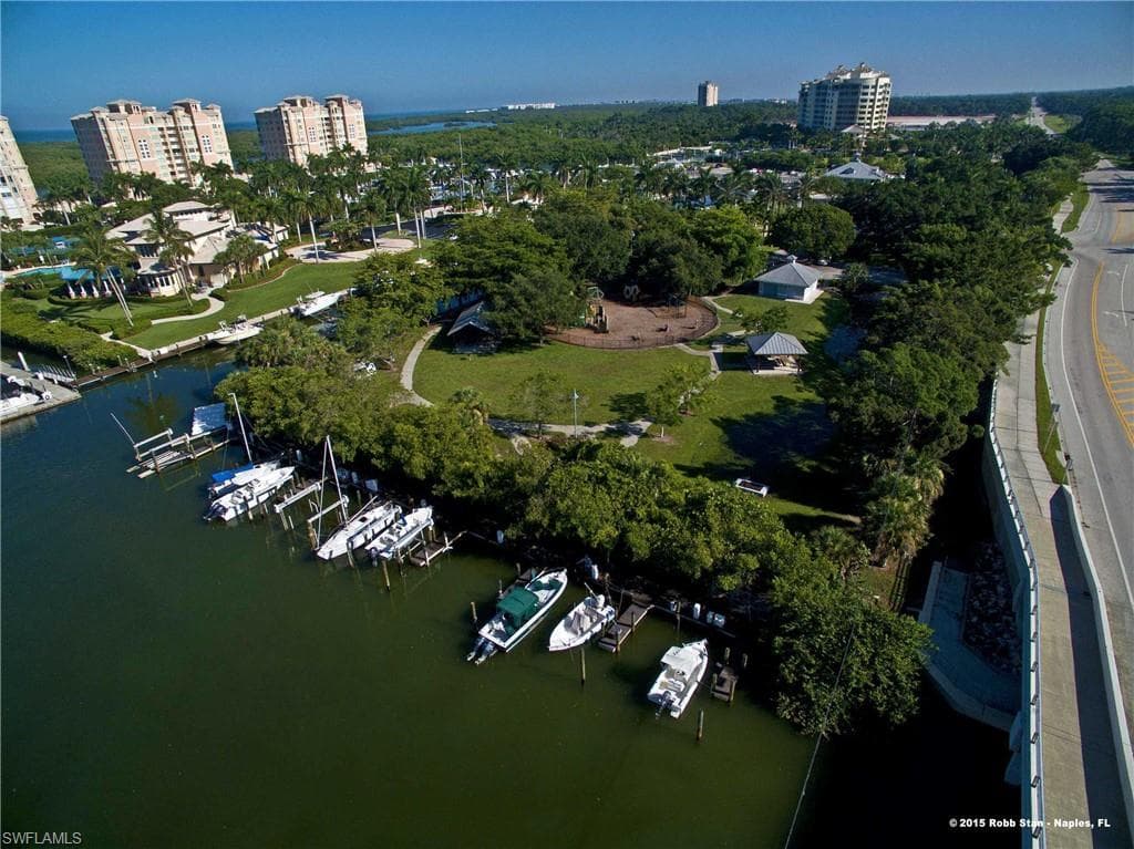 746 Park AVE, NAPLES FL 34110-30