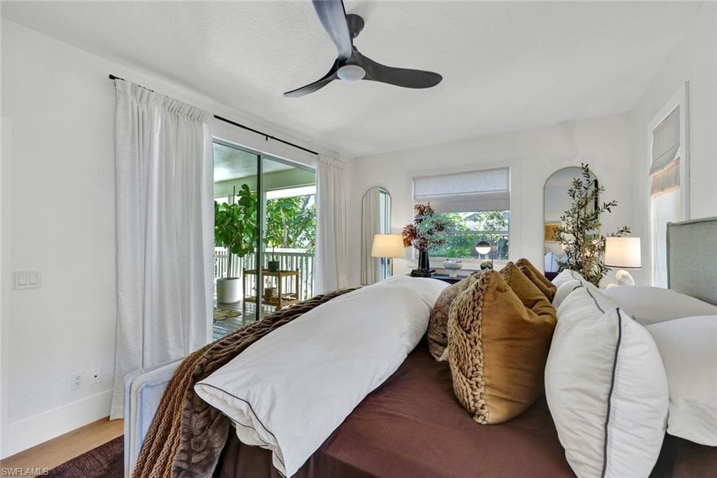 746 Park AVE, NAPLES FL 34110-7