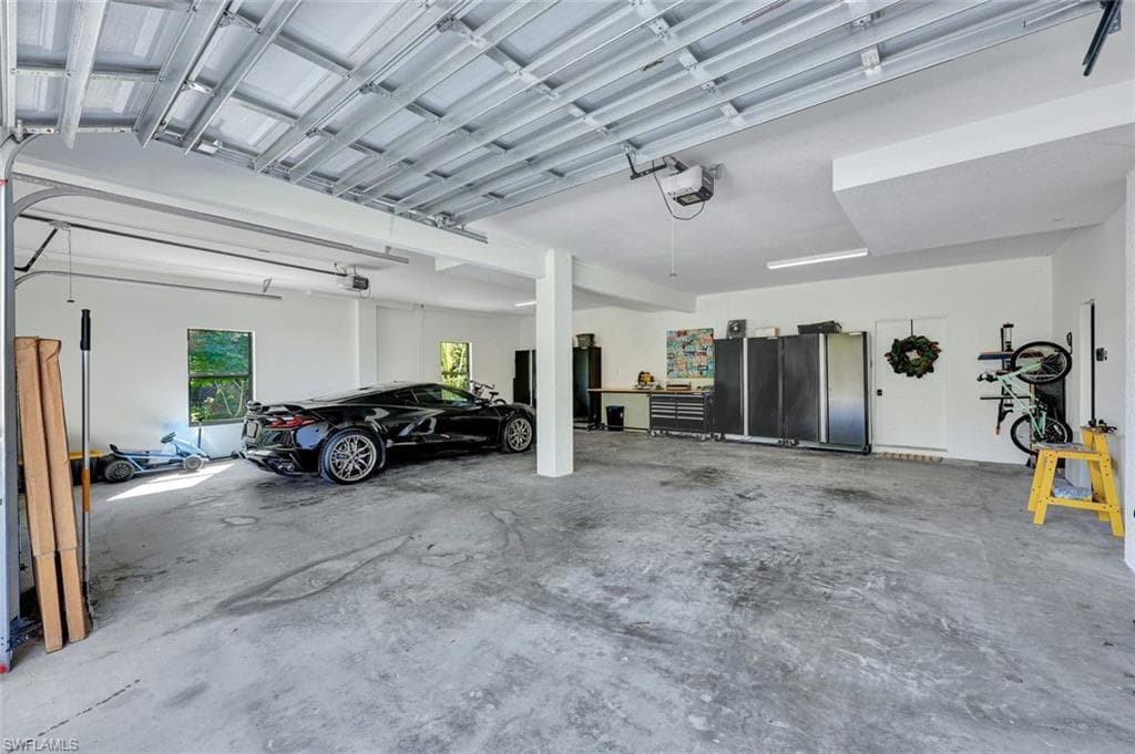 746 Park AVE, NAPLES FL 34110-20