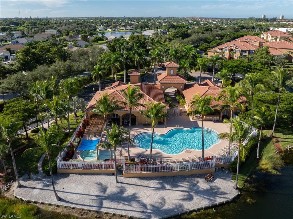 15625 Ocean Walk CIR # 308, FORT MYERS FL 33908-27