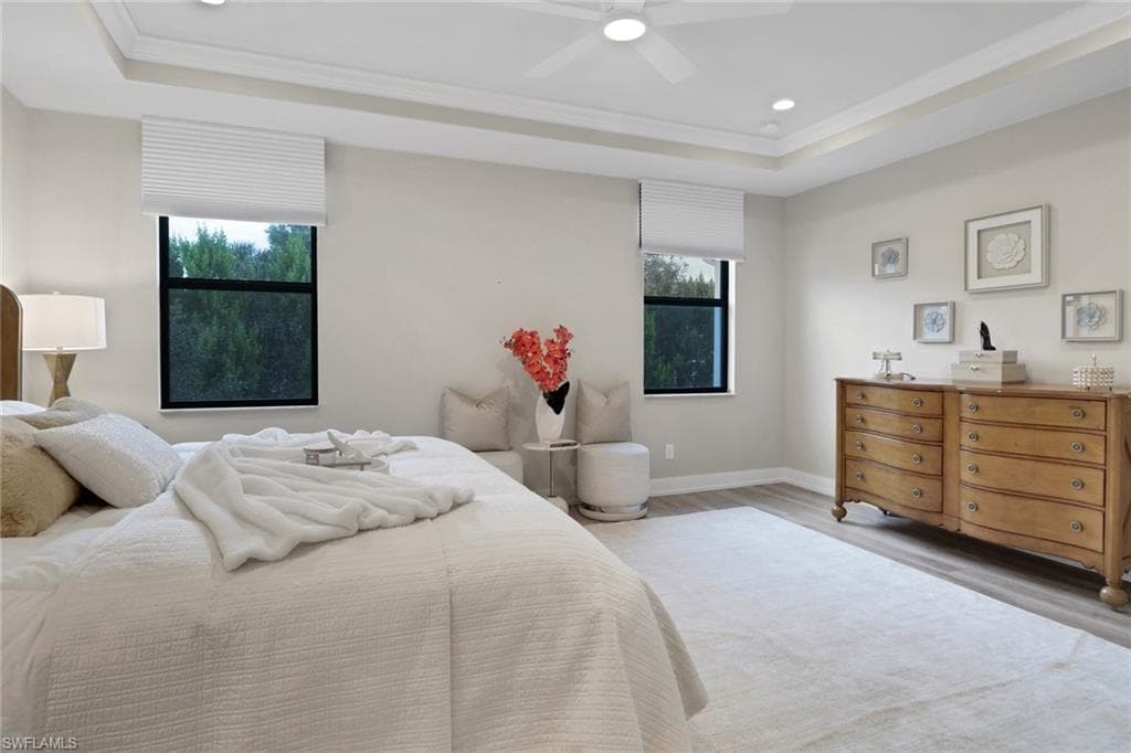 12973 Pembroke DR, NAPLES FL 34105-9