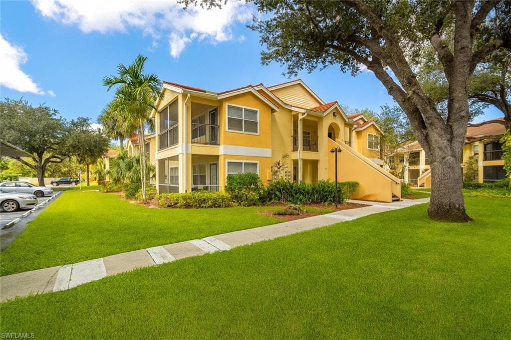 12591 Equestrian CIR # 1207, FORT MYERS FL 33907-3