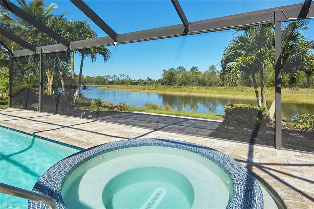 1621 Songbird CT, NAPLES FL 34120-23