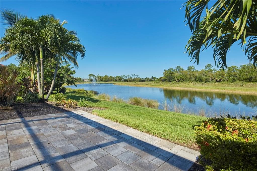 1621 Songbird CT, NAPLES FL 34120-24