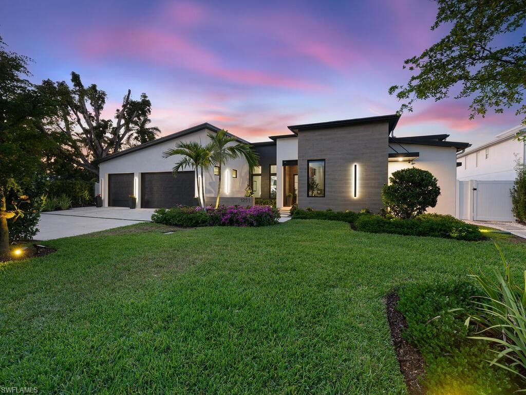 1251 Creech RD, NAPLES FL 34103-1