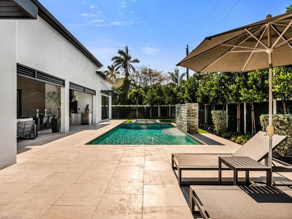 1251 Creech RD, NAPLES FL 34103-40