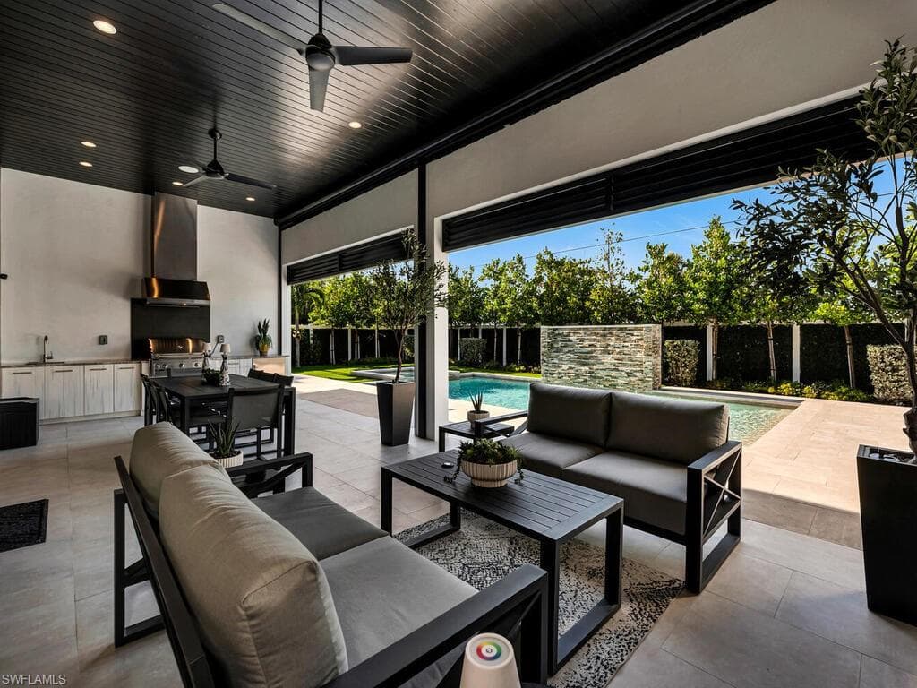 1251 Creech RD, NAPLES FL 34103-34