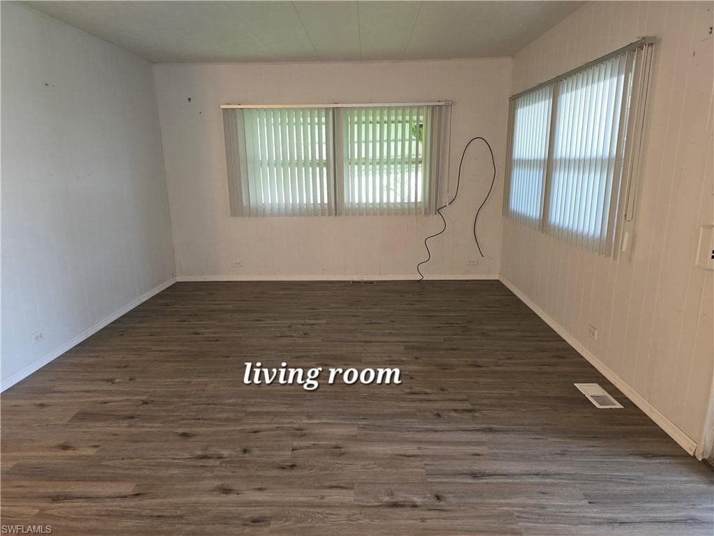 123 Enchanting BLVD, NAPLES FL 34112-4