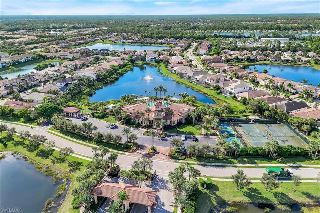 9445 Glenforest DR, NAPLES FL 34120-46