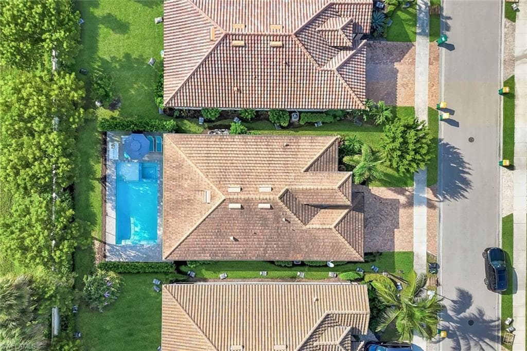 9445 Glenforest DR, NAPLES FL 34120-21