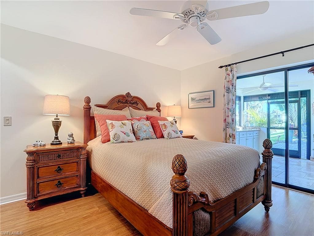 1659 Sandpiper ST, NAPLES FL 34102-29
