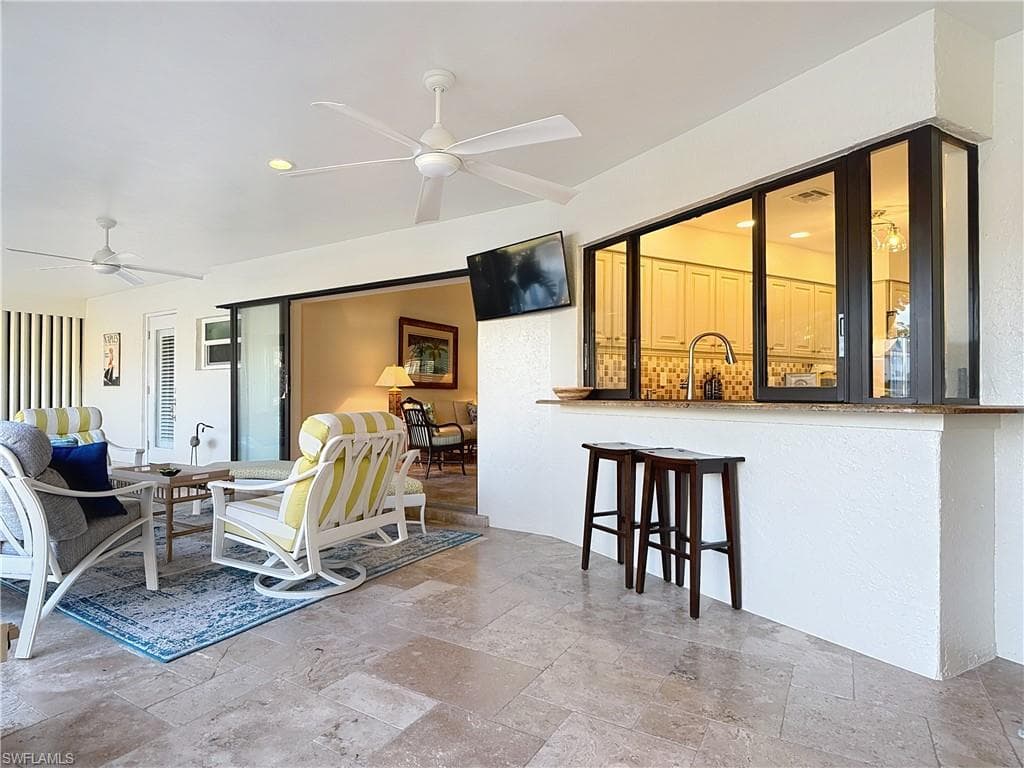 1659 Sandpiper ST, NAPLES FL 34102-37