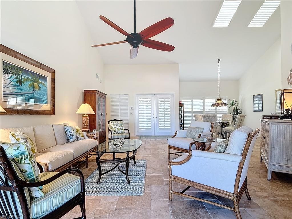 1659 Sandpiper ST, NAPLES FL 34102-9