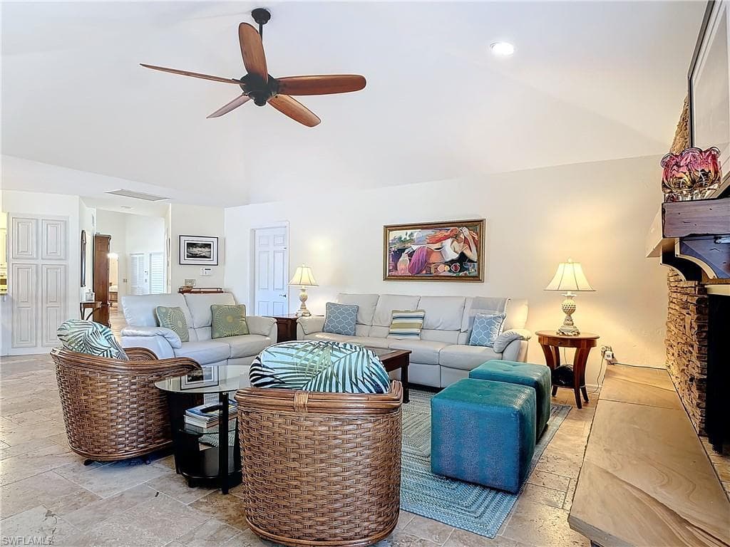 1659 Sandpiper ST, NAPLES FL 34102-13