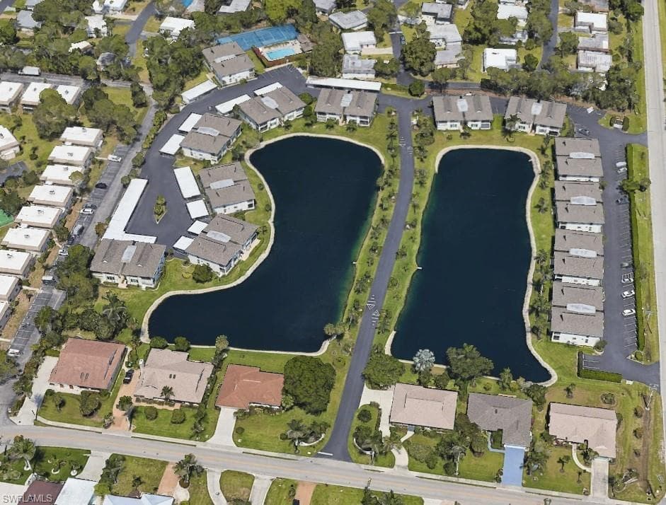 1659 Sandpiper ST, NAPLES FL 34102-49