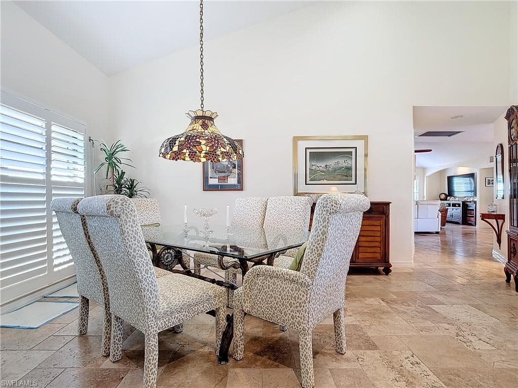 1659 Sandpiper ST, NAPLES FL 34102-10