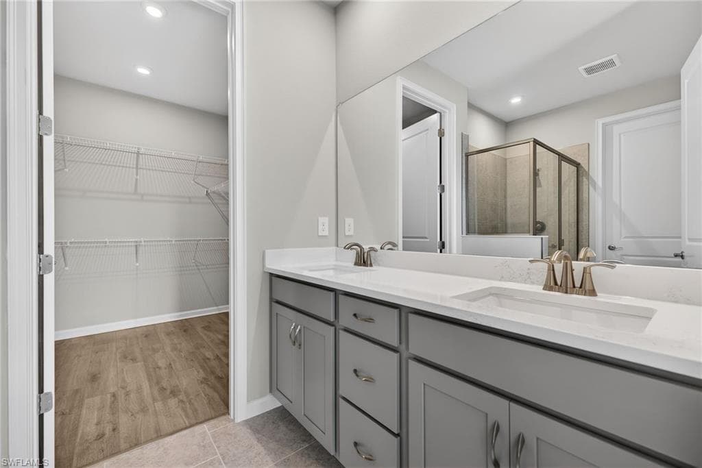 6745 Good Life Street, FORT MYERS FL 33966-18