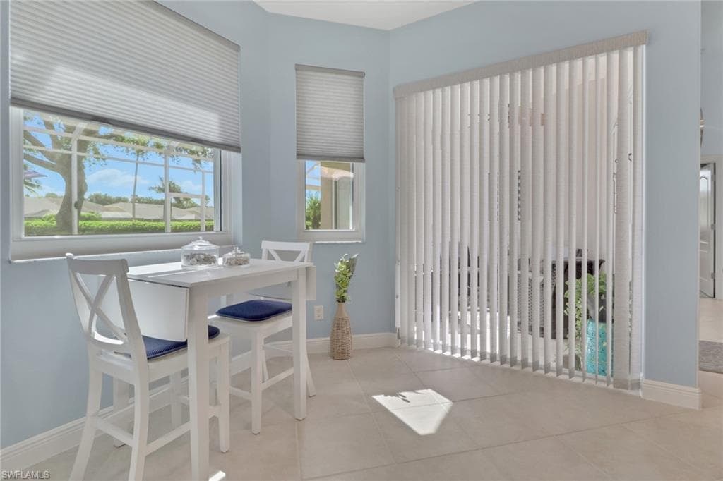 8106 Tauren CT, NAPLES FL 34119-12