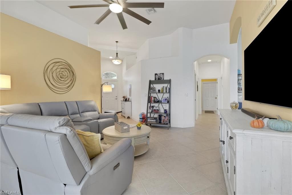 8106 Tauren CT, NAPLES FL 34119-7
