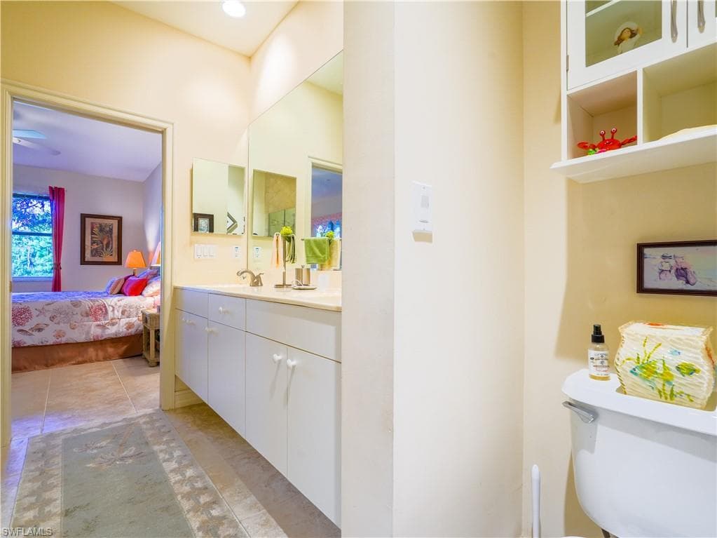 1015 Tarpon Cove DR # 1403, NAPLES FL 34110-27