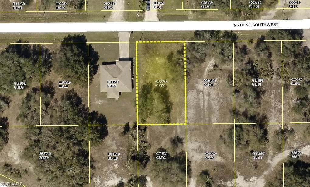2607 55th ST SW, LEHIGH ACRES FL 33976-1