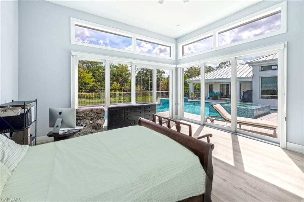 9240 The LN-37