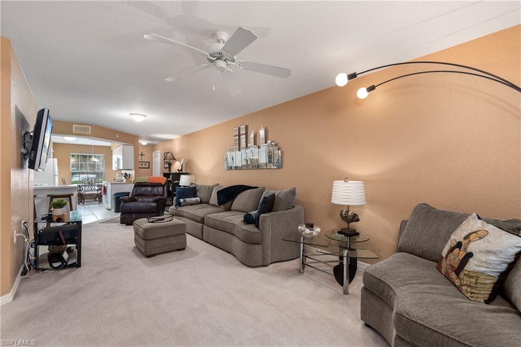 25727 LAKE AMELIA WAY 105-4