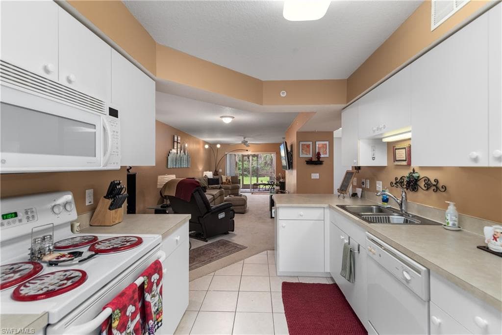 25727 LAKE AMELIA WAY 105-8