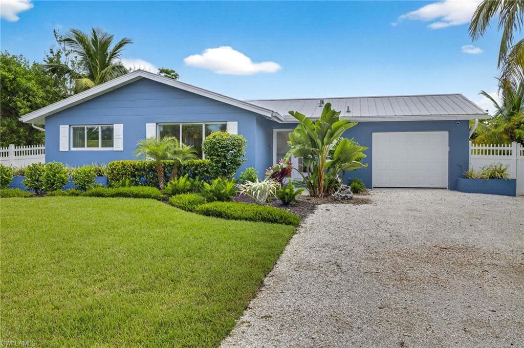 1643 Bunting LN, SANIBEL FL 33957-28