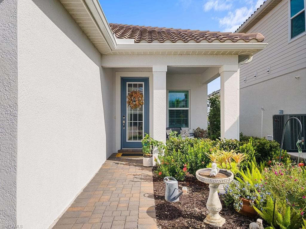 4584 Centaurus CIR, NAPLES FL 34120-1