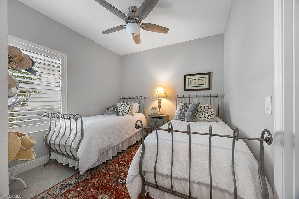 4584 Centaurus CIR, NAPLES FL 34120-9