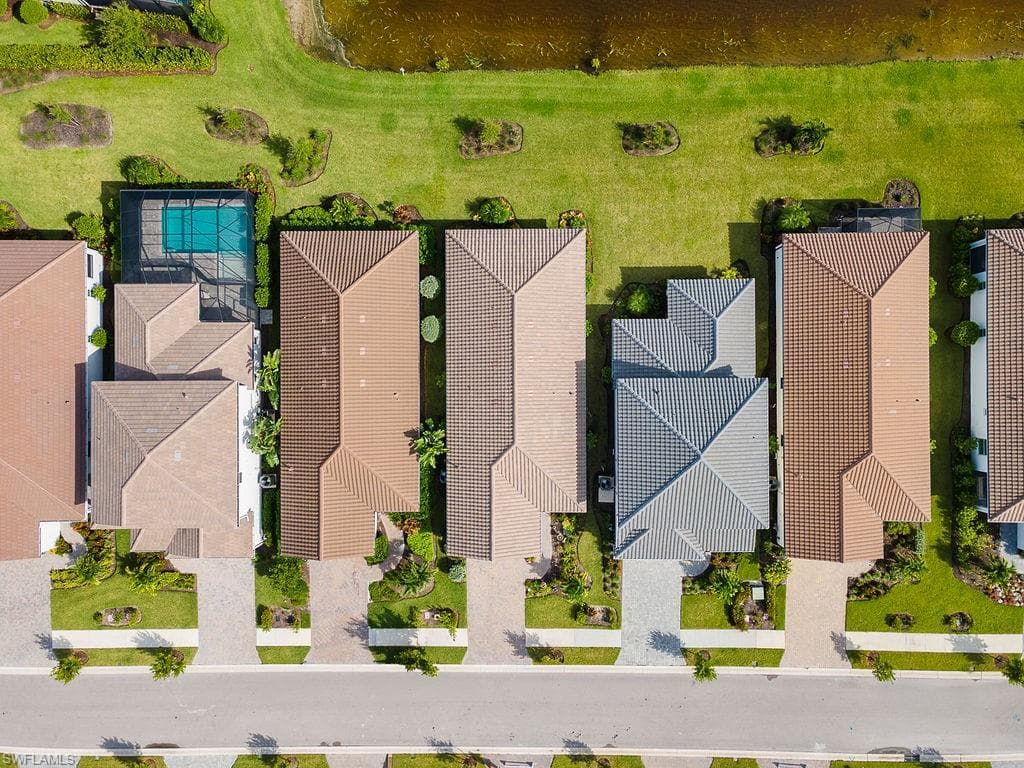 4584 Centaurus CIR, NAPLES FL 34120-36