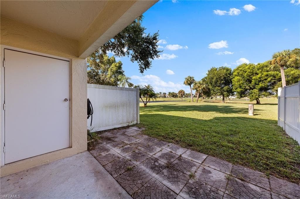 102 E Greens BLVD, LEHIGH ACRES FL 33936-31