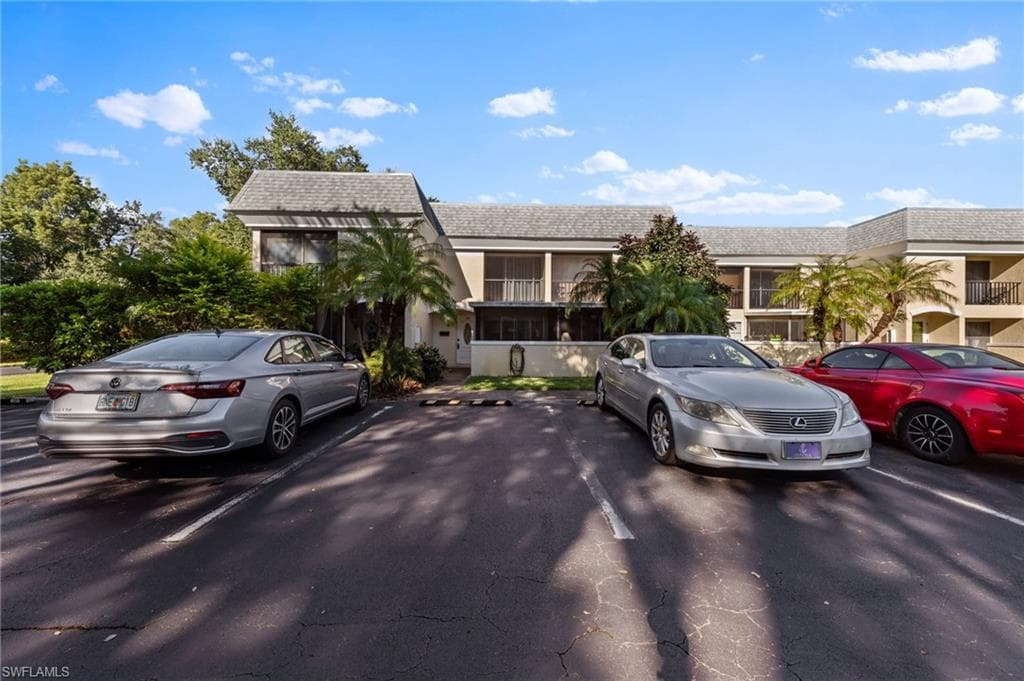 102 E Greens BLVD, LEHIGH ACRES FL 33936-32