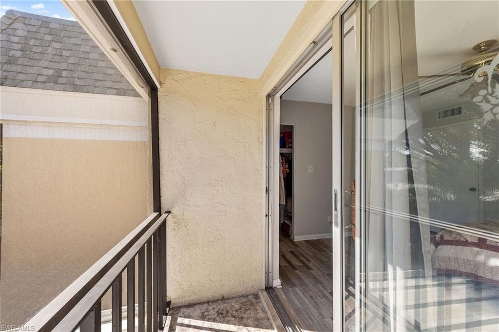 102 E Greens BLVD, LEHIGH ACRES FL 33936-20