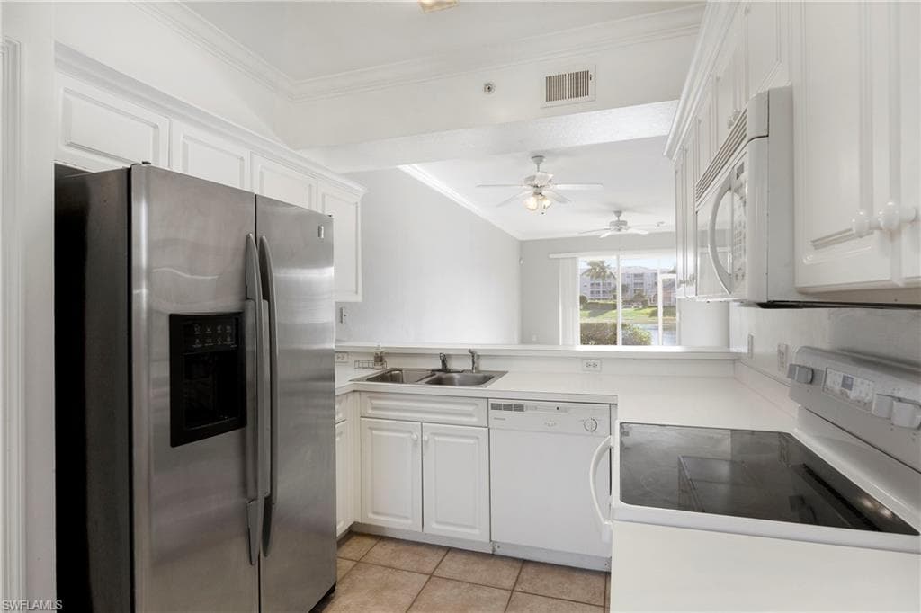 8550 Kingbird LOOP # 615, ESTERO FL 33967-22