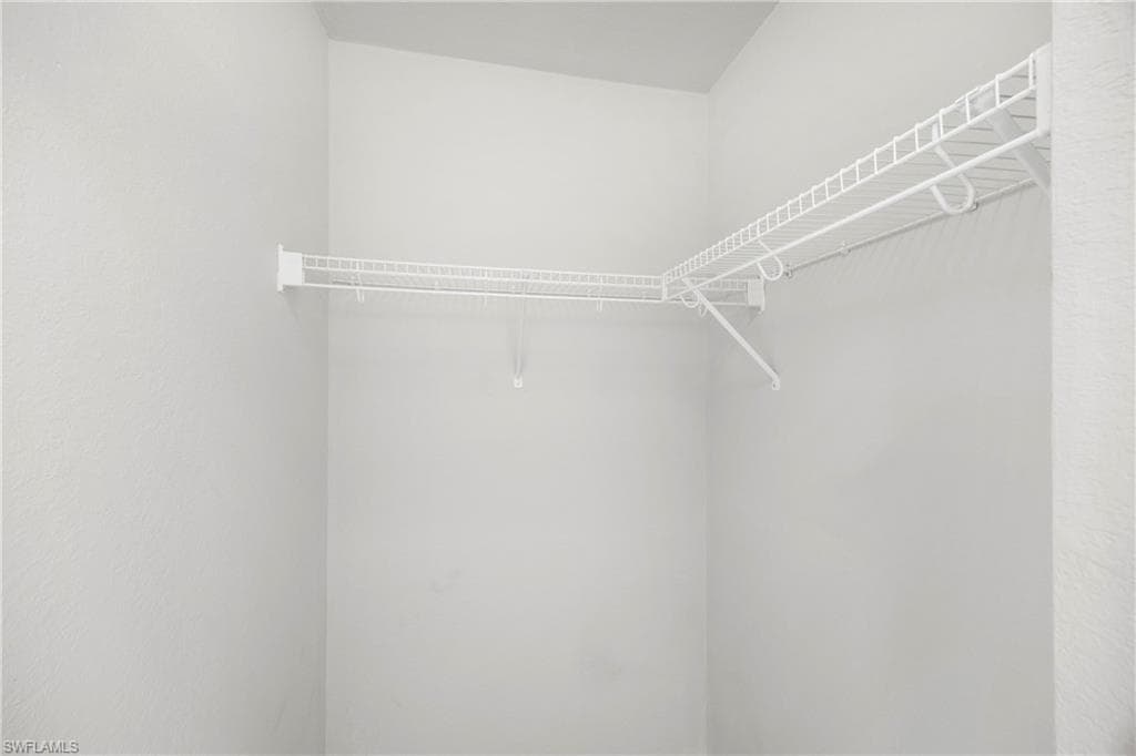 8550 Kingbird LOOP # 615, ESTERO FL 33967-10