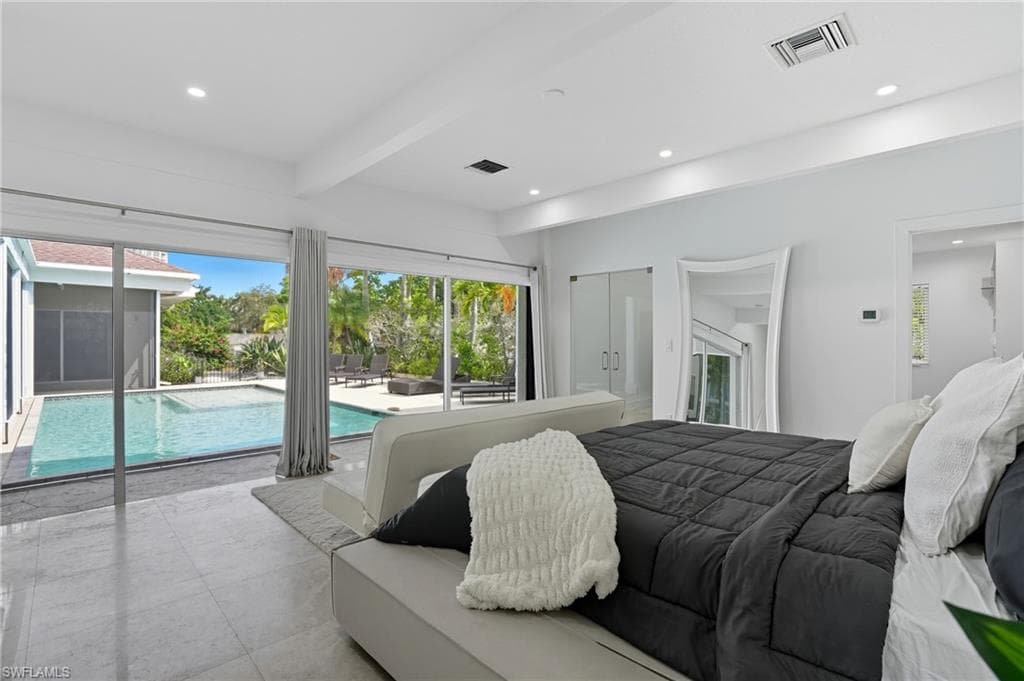 5122 Starfish AVE, NAPLES FL 34103-5