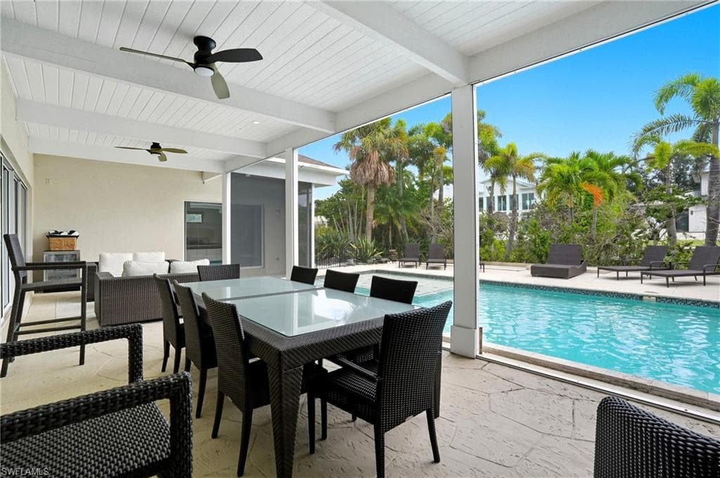 5122 Starfish AVE, NAPLES FL 34103-23