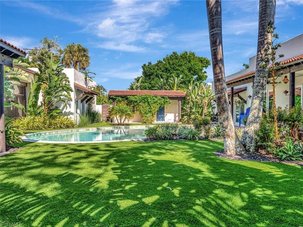 1291 Caloosa DR-24