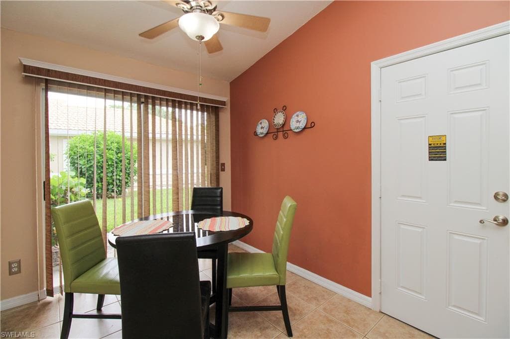 306 Emerald Bay CIR # 8, NAPLES FL 34110-8