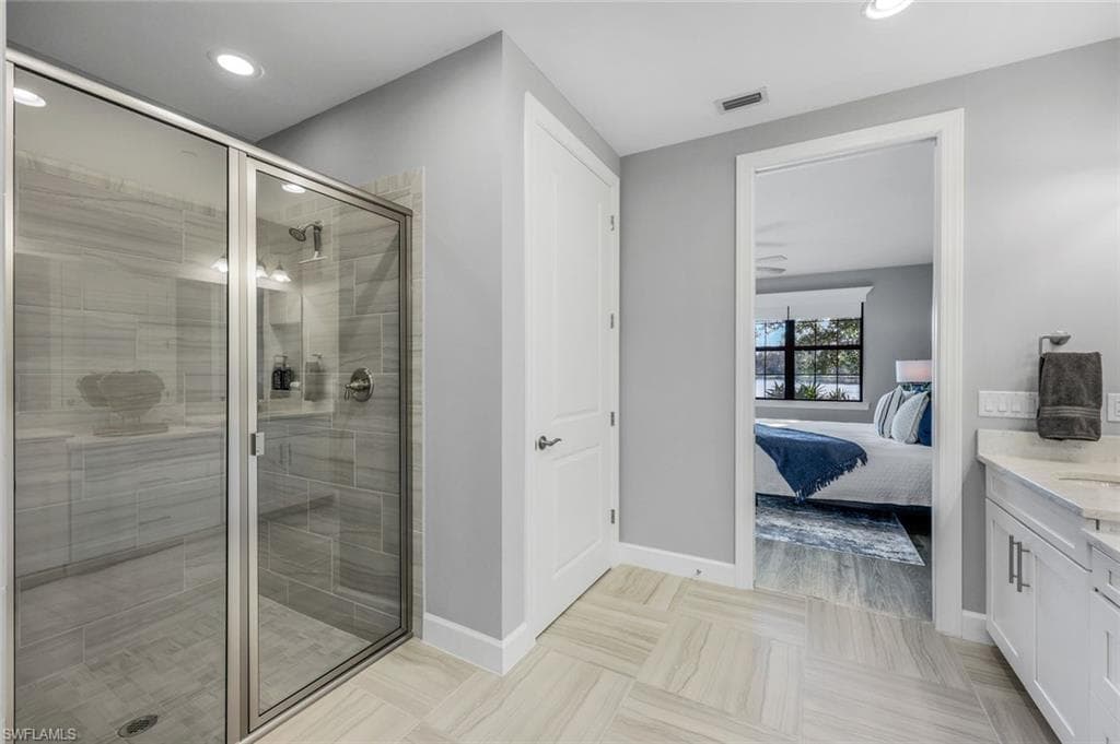 9641 Montelanico LOOP # 103, NAPLES FL 34119-12