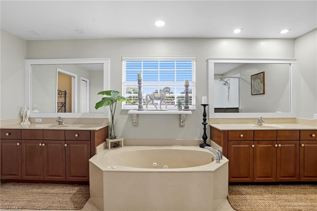 4577 Fairloop RUN, LEHIGH ACRES FL 33973-25