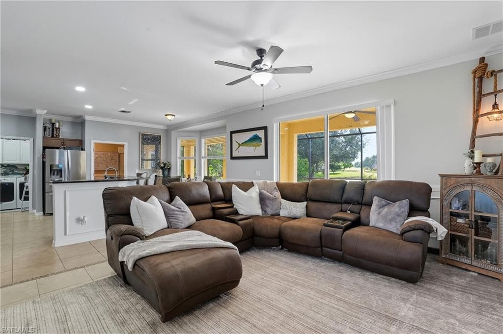 4577 Fairloop RUN, LEHIGH ACRES FL 33973-2