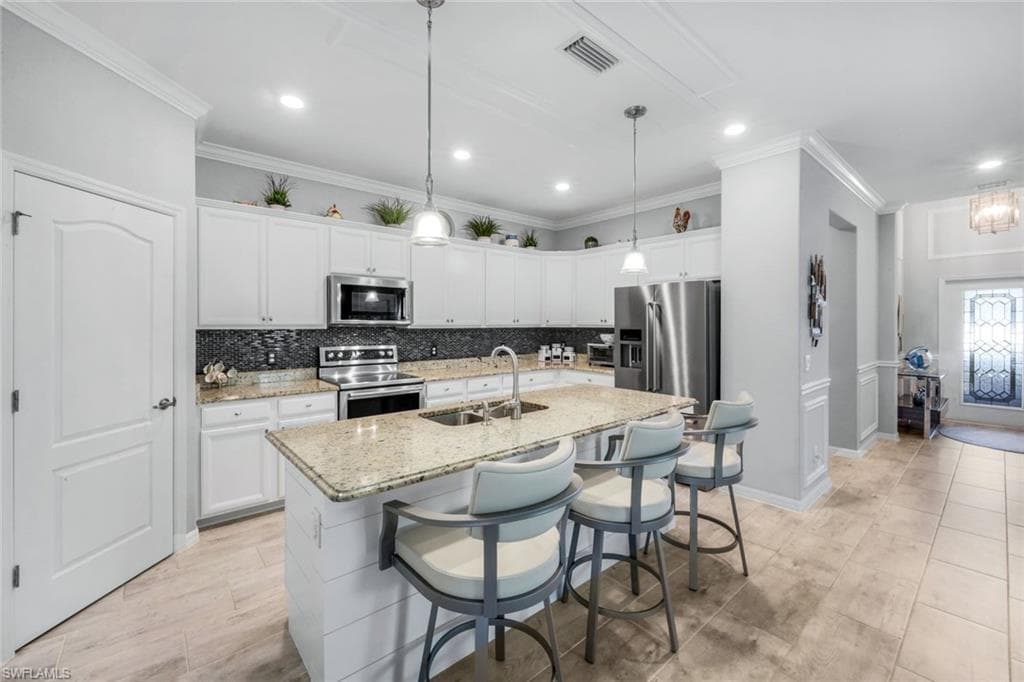 4244 Raffia Palm CIR, NAPLES FL 34119-7