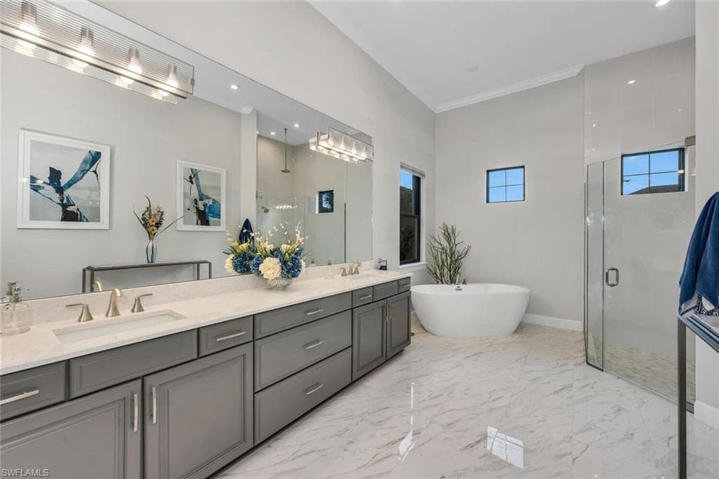 15576 Montello LN, NAPLES FL 34114-16