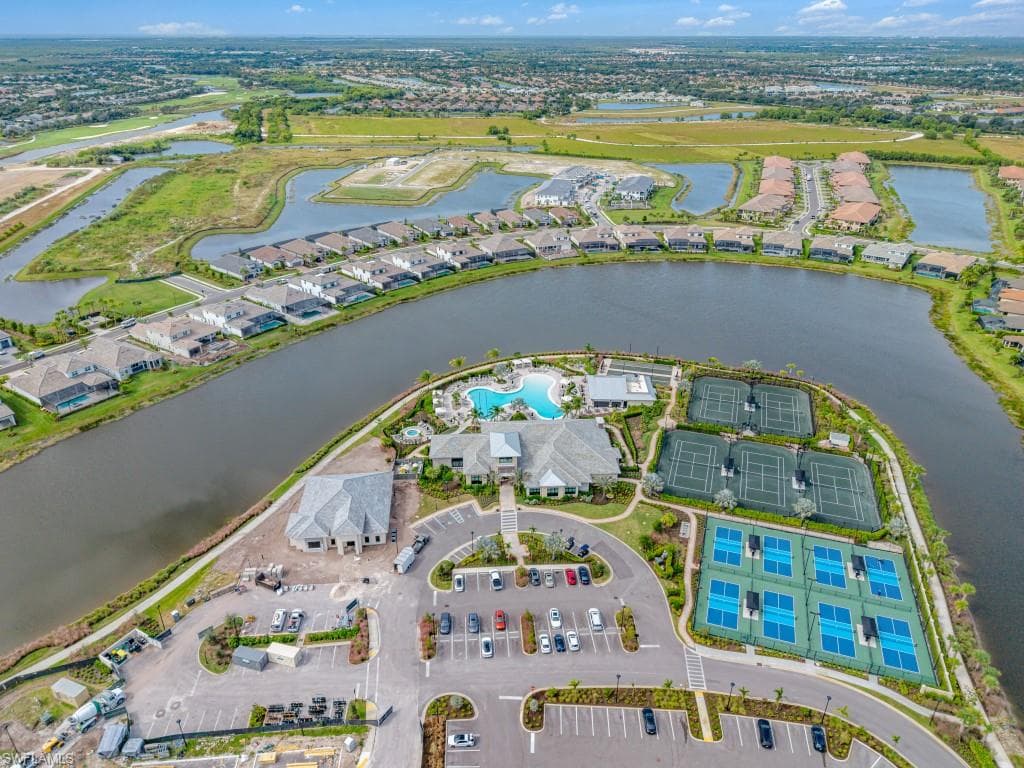 15576 Montello LN, NAPLES FL 34114-43