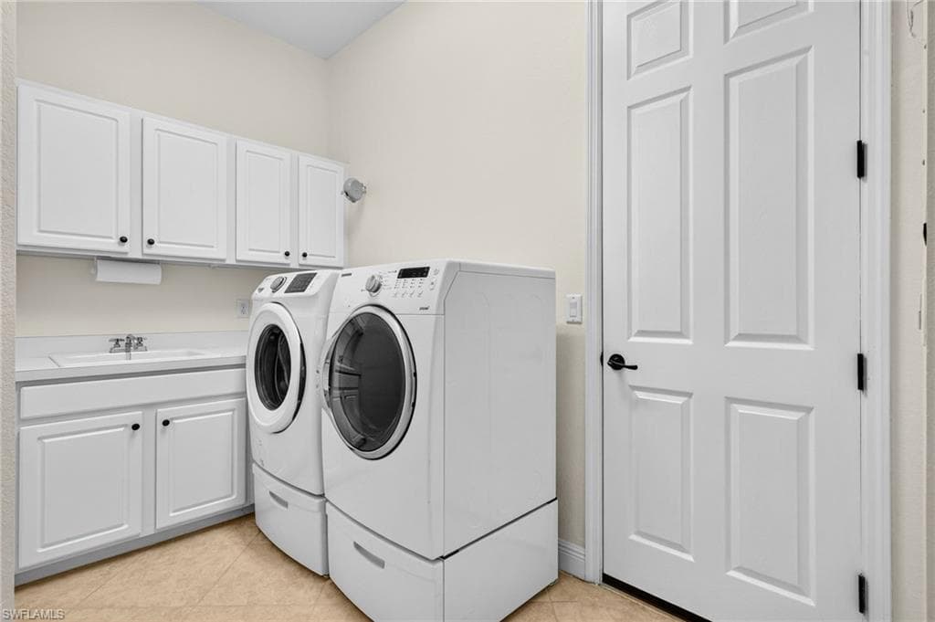 13230 Lazzaro CT, ESTERO FL 33928-35