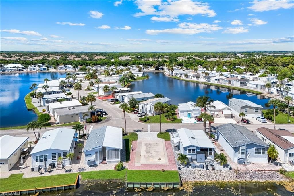 325 Imperial Wilder BLVD, NAPLES FL 34114-5