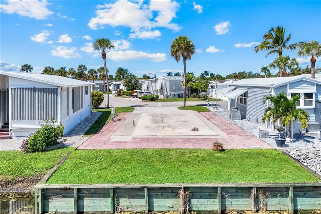 325 Imperial Wilder BLVD, NAPLES FL 34114-4